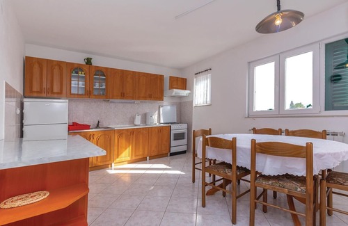 Raslina Apartamento | Alojamiento de 3 habitaciones en Raslina