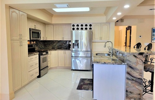 Deerfield Beach Casa | This property is no longer available