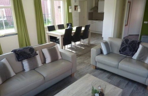 Breskens Casa | This property is a detached rural holiday home and has the terrace facing south.