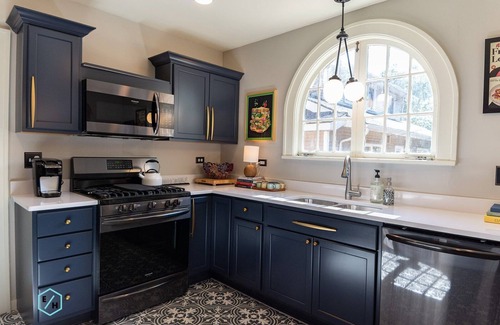 Rockford Casa | Esta casa de estilo español se encuentra en el histórico barrio de Edgewater.