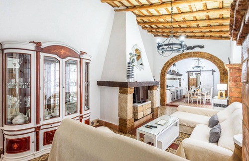 Penaflor Casa | Alojamiento de 3 habitaciones en Peñaflor