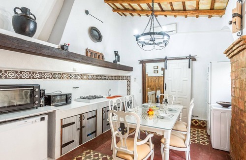Penaflor Casa | Alojamiento de 3 habitaciones en Peñaflor