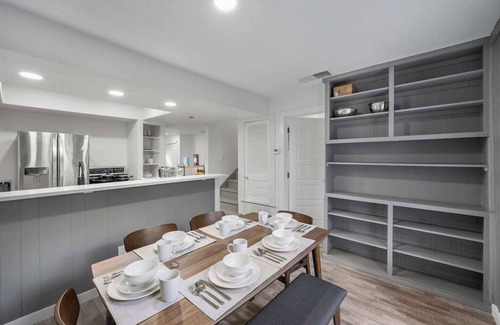 University Hills and Windsor Park Casa | This townhouse is a 3 bedroom(s), 2.5 bathrooms, located in Austin, TX.