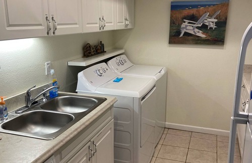 Butler Beach Condominio | This vacation home is the embodiment of Comfort, Conveniences and Location.