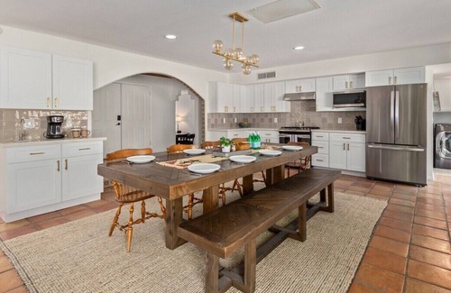 Devonshire Estates Villa | This villa is a 4 bedroom(s), 2 bathrooms, located in Mesa, AZ.