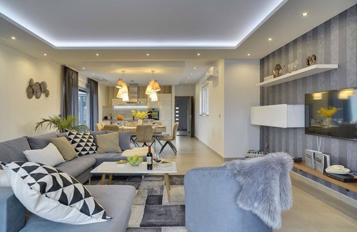 Sikici Villa | Villa Una in Sikici, Croatia