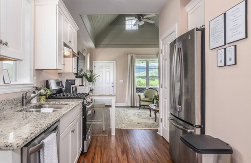 Lexington Casa | Thistle Cottage - Lexington VA
