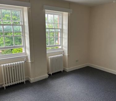 Dumfries Hotel | Thistle House
