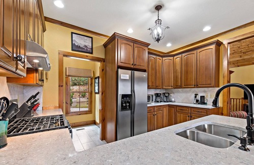Mill Spring Casa | Hermosa casa frente al lago! Thistle Ridge - Carolina Properties Alquiler de vacaciones