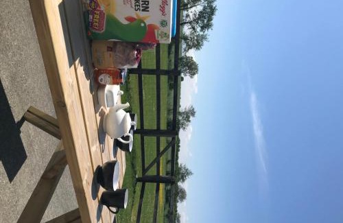 Rathnamagh Casa | THISTLEDOWN - Ballina - Crossmolina - County Mayo - Sleeps 8 - Sister property to Inglewood