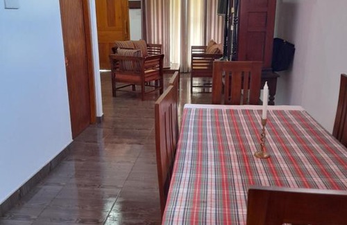 Katugastota Casa | Thiven's Home Stay