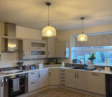 Wardle Casa | Thomas Bennett guest
