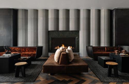 Downtown Austin Hotel | Thompson Austin, by Hyatt