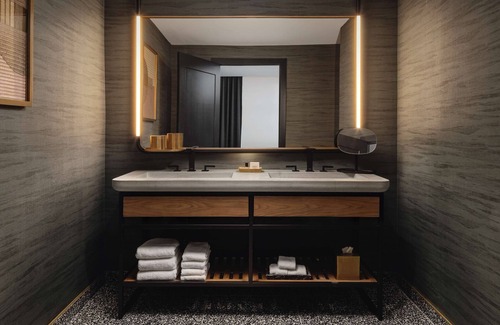 Downtown Austin Hotel | Thompson Austin, by Hyatt