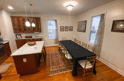 Leesburg Cabaña | 'thomson Farm' Classic Home < 10 Mi to Vineyards!