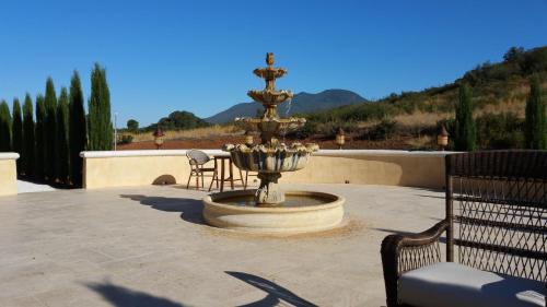 Clear Lake Cama Y Desayuno | Thorn Hill Vineyards Villa Suites
