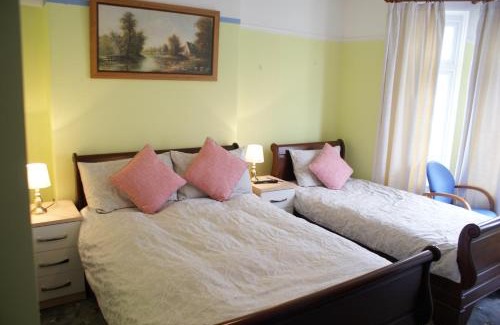 Burnham-on-Sea Cama Y Desayuno | Thornbury Accommodation