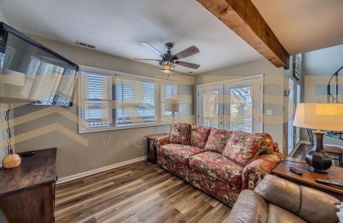 Lake Ozark Casa | Thornsberry Beach Loft