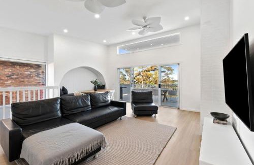 Malua Bay Casa | Three Beaches