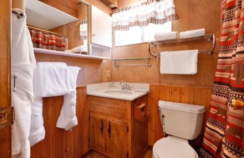 Moonridge Casa | Three Bears Cabin-1574 by Big Bear Vacations
