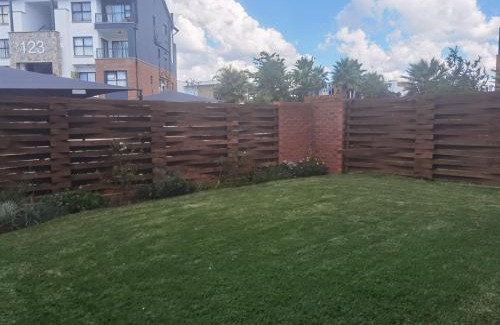 Tshwane Apartamento | Three Bedroom Apartment At The Blyde