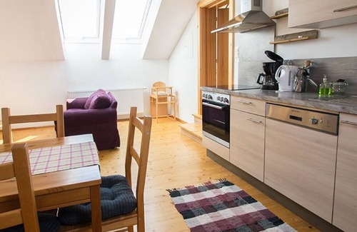Zell Am Moos Apartamento | Apartamento de tres habitaciones - Familienferienhof Stabauer (4 flores)