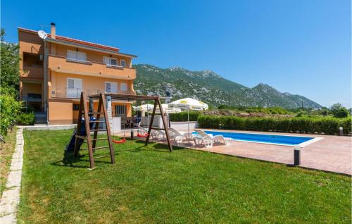 Ostrvica Apartamento | Three-Bedroom Apartment In Donja Ostrvica