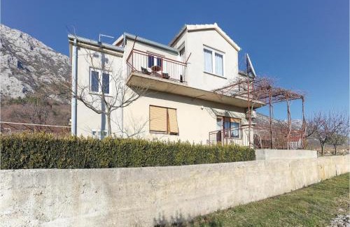 Omis Apartamento | Three-Bedroom Apartment In Gata
