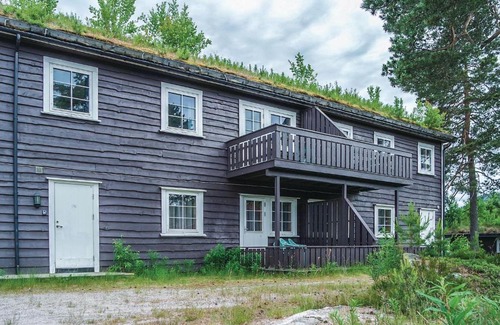 Gautefall Apartamento | Three-Bedroom Apartment in Drangedal