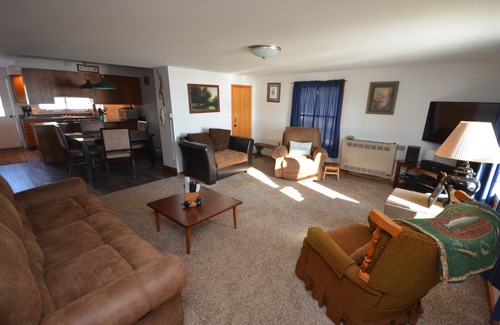 Traverse City Cabina | Three bedroom cabin on Lake Leelanau. Faces west with amazing sunsets.