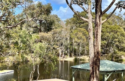 Peerabeelup Casa | Three-Bedroom Chalet - Spoonbill Pemberton