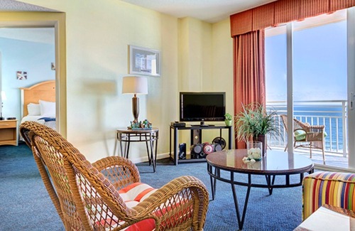 Daytona Beach Complejo | Three Bedroom Deluxe, Ocean Front, Luxury Condo, Daytona Beach 2093450