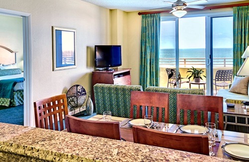 Daytona Beach Complejo | Three Bedroom Deluxe, Ocean Front, Luxury Condo, Daytona Beach 2093450