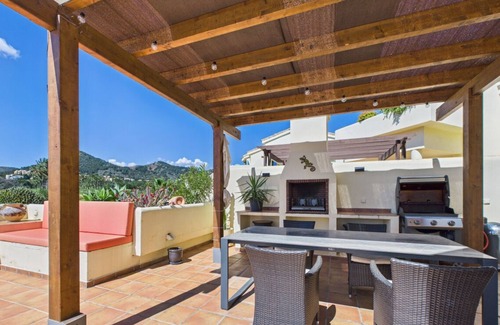 El Beal Apartamento | Vrbo Property