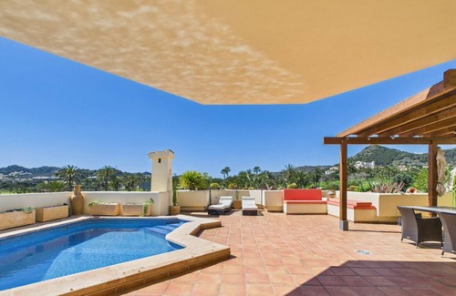 El Beal Apartamento | Vrbo Property