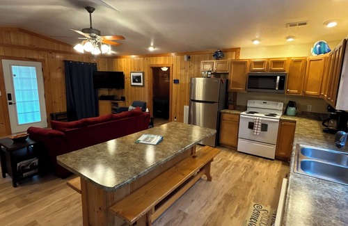 Big Creek Alquiler De Eote | Three Bedroom FLOATING Home @Froggies/ Whitman Hollow Marina.