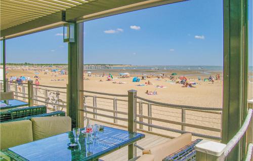 La Tranche-sur-Mer Casa | Three-Bedroom Holiday Home In La Tranche Sur Mer