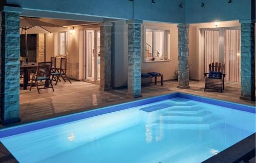 Novigrad Casa | Three-Bedroom Holiday Home In Novigrad