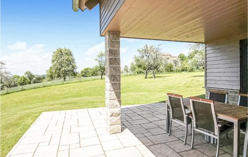 Schillingsfuerst Casa | Three-Bedroom Holiday Home In Schillingsfurst