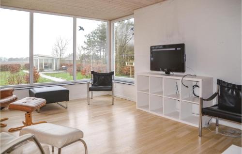 Lonne Hede Casa | Three-Bedroom Holiday Home In Norre Nebel