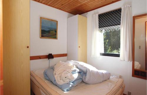 Havnsø Casa | Three-Bedroom Holiday Home In Follenslev