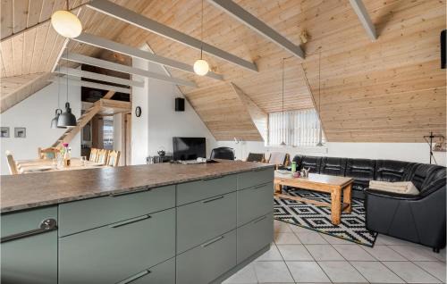 Klegod Casa | Three-Bedroom Holiday Home In Ringkobing
