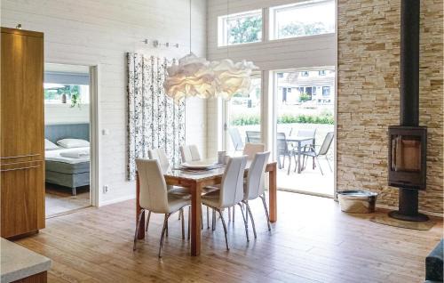 Kopingsvik Casa | Three-Bedroom Holiday Home In Kopingsvik