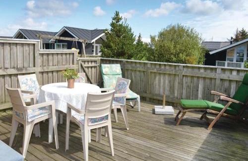 Lakolk Casa | Three-Bedroom Holiday Home With A Fireplace In Rømø
