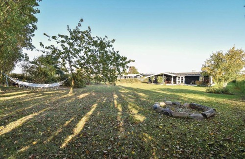 Helnæs By Casa | Three-Bedroom Holiday Home in Ebberup