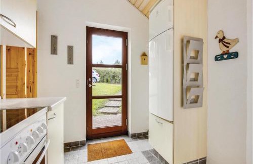 Lyngsbæk Strand Casa | Three-Bedroom Holiday Home In Ebeltoft