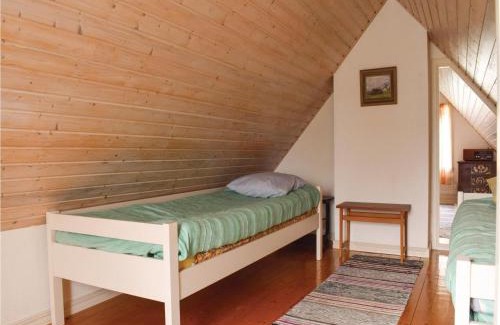 Storlinge Casa | Three-Bedroom Holiday Home In Borgholm