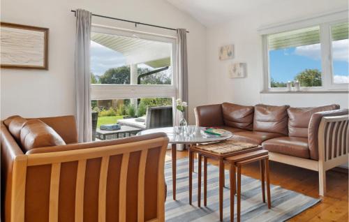 Askeby Casa | Three-Bedroom Holiday Home In Askeby