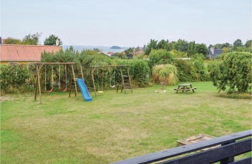 Skødshoved Strand Casa | Three-Bedroom Holiday Home In Knebel