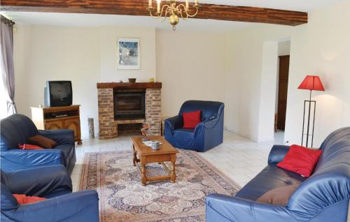 Chigny Casa | Three-Bedroom Holiday Home In Chigny